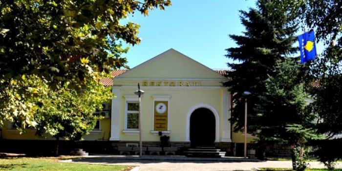 arrihet-marreveshja,-perfundon-greva-e-punetoreve-te-sigurimit-ne-up