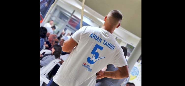 arian-tahiri-emocionohet-nga-mbeshtetja-ne-nje-tubim-te-pdk-se-ku-nuk-ishte-i-pranishem