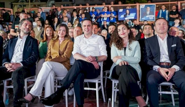 tubimi-permbylles-i-ldk-se-ne-prishtine,-osmani:-te-gjitha-rruget-na-shpijne-ne-sheshin-skenderbeu