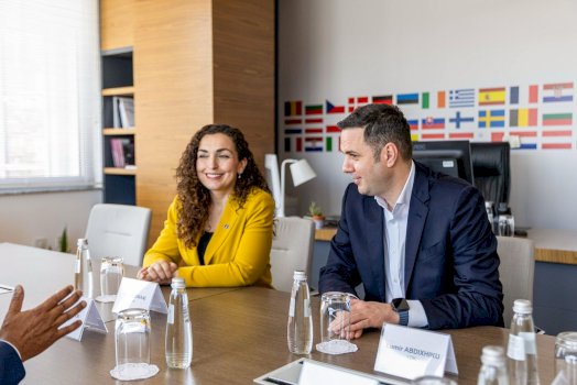takimi-me-presidentin-e-ke-se,-osmani-dhe-abdixhiku:-kosova-meriton-vendin-ne-be