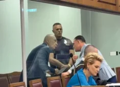 “jam-i-revoltuar”,-ilir-meta-perserit-kerkesen-per-daljen-nga-kafazi-i-xhamit,-gjykata-ia-rrezon-serish