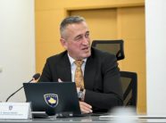 rashiqi-kunder-vuciqit,-por-ne-konflikt-me-narrativin-per-kosoven