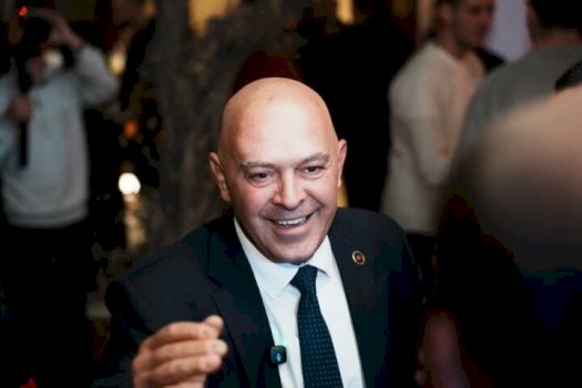 ardian-gjini-thirrje-qytetareve:-neser-dilni-sa-me-shume-per-te-votuar,-votoni-per-siguri,-energji-e-zhvillim