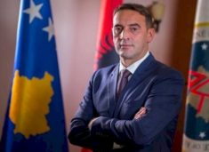 daut-haradinaj-heq-dore-nga-mandati-i-deputetit,-uron-ardian-gjinin
