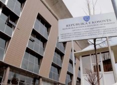 bursat-stem-–-hapet-aplikimi-per-studentet-qe-studiojne-ne-shkence,-teknologji,-inxhinieri-dhe-matematike