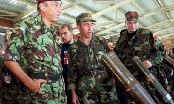ramush-haradinaj-kujton-nenshkrimin-e-marreveshjes-qe-i-dha-fund-luftes-ne-kosove