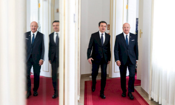 kancelari-austriak-pas-takimit-me-kurtin:-te-tejkalohet-kriza-politike,-te-behet-progres-i-prekshem-ne-dialog