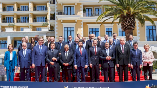 gjermania,-franca-dhe-shtetet-e-beneluksit-propozojne-te-drejte-te-kufizuar-vote-per-anetaret-e-rinj-te-be-se