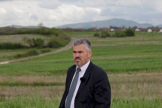 le-pas-pese-ministra,-hoxha-osman-musliu-nder-me-te-votuarit-ne-vv