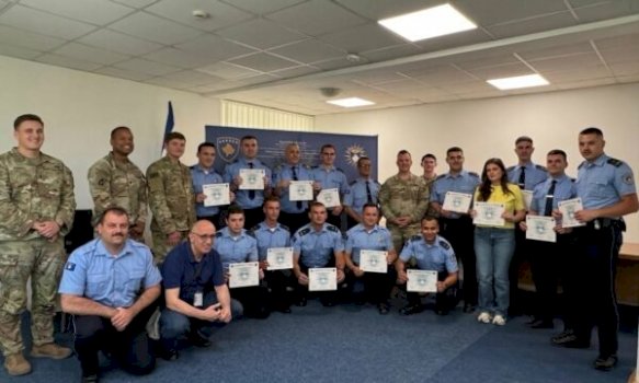 policia-e-kosoves-trajnohet-nga-kfor’i-per-ndihmen-e-pare-emergjente