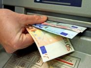 bankat-e-rrisin-ne-5-euro-tarifen-per-pagesa-brenda-bankes