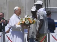 papa-leo-viziton-ishujt-kanarie-per-te-nxjerre-ne-pah-udhetimet-e-rrezikshme-te-emigranteve
