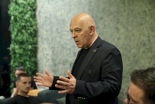 gjini:-nga-frontet-e-luftes-deri-te-shteti-sovran,-12-qershori-na-kujton-rrugen-e-krenarise