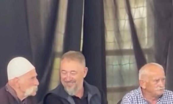 rifat-jashari,-sami-lushtaku-e-jetullah-geci-prane-njeri-tjetrit,-presin-ngushellime-per-sahit-jasharin