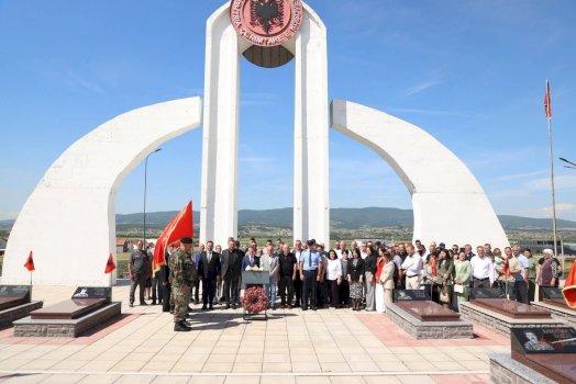 Vushtrria shënon Ditën e Çlirimit  nderohen dëshmorët dhe sakrifica e tyre për liri