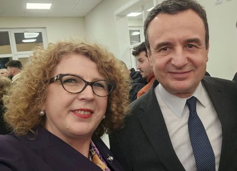 nga-ministre-kah-fundi-i-listes:-rozeta-hajdari-ndeshkohet-me-vota,-mbetet-jashte-kuvendit