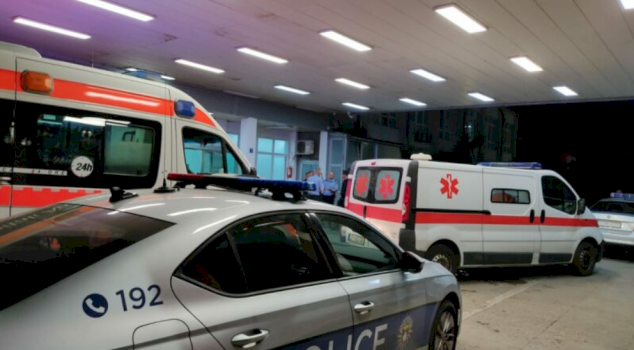 sulmohet-me-thike-nje-person-ne-sheshin-e-prishtines,-dergohet-ne-qkuk-i-siguruar-nga-policia