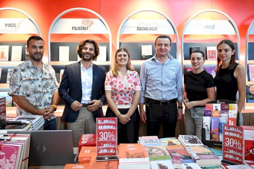 Kryeministri Kurti në Panairin e Librit “Prishtina 2026”: Librat si urë drejt botës 