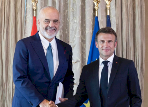 ​rama-neser-ne-paris,-pritet-te-takohet-me-macronin