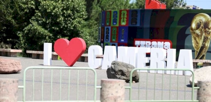 “mos-harro-camerine”,-perkujtohet-ne-tirane-gjenocidi-ndaj-cameve