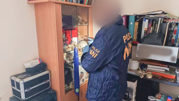 arrestohet-ne-hungari-punetori-“kanibal”-i-spitalit,-hante-trupat-e-vdekur-te-njerezve