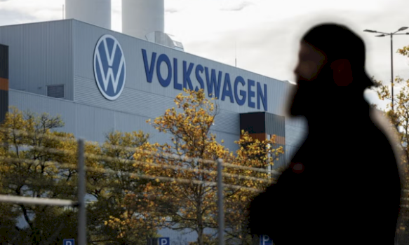 volkswagen-shqyrton-mbylljen-e-kater-fabrikave-ne-gjermani,-mbi-45-mije-vende-pune-ne-rrezik