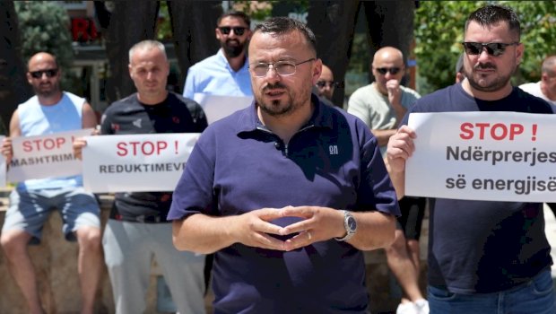 “me-ore-te-tera-pa-rryme’,-–-afaristet-e-podujeves-protestojne:-po-na-demtohen-bizneset