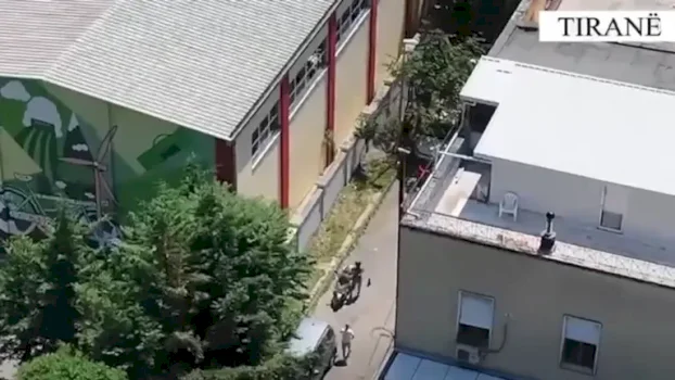 arrestohen-14-persona-ne-tirane,-dyshohet-se-shperndanin-droge-prane-shkollave