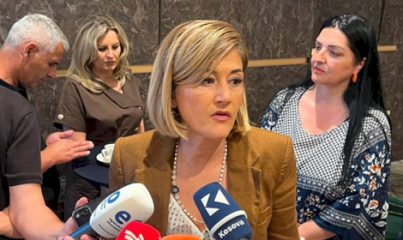kusari-lila-per-kushtet-e-aleances:-projektet-zhvillimore-diskutohen-permes-programit-qeverises-dhe-jo-si-parakushte-politike
