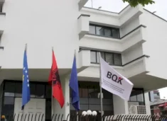 bqk-parashikon-ngadalesim-te-rritjes-ekonomike