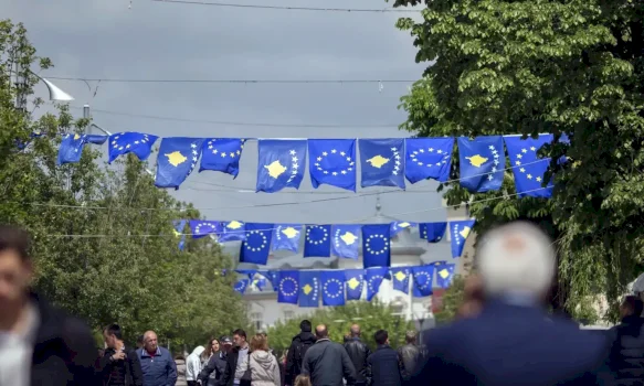 dera-gjysme-e-hapur-e-be-se-per-ballkanin:-kosova-mbetet-vendi-me-larg-anetaresimit