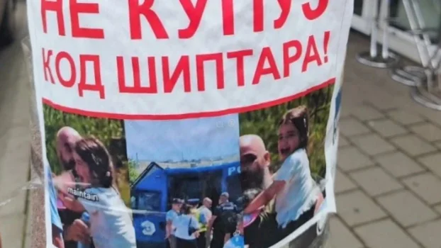 “mos-blini-te-shqiptaret”,-kandiqi-fton-studentet-serbe-te-dalin-ne-mbeshtetje-te-furres-se-shqiptarit-ne-krushevc