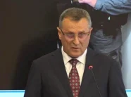 isufaj-per-rastin-e-familjes-jashari:-eshte-i-ndjeshem,-kerkon-maturi-–-hetimet-finalizohen-se-shpejti