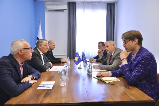 hamza-pret-terras:-institucionet-funksionale-dhe-rikthimi-i-besimit-te-partnereve,-prioritet-per-kosoven
