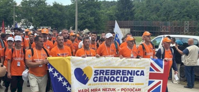 mijera-njerez-nisen-ne-marshin-e-paqes-ne-kujtim-te-viktimave-te-gjenocidit-ne-srebrenice