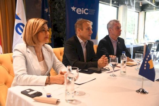 kusari:-kosova-po-shnderrohet-ne-qender-per-investime,-eksportet-drejt-britanise-u-rriten-81%