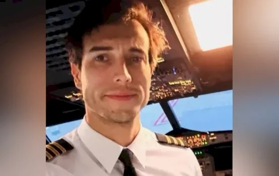 piloti-hidhet-nga-aeroplani-ne-mes-te-fluturimit-–-detaje
