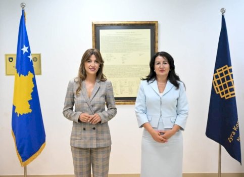haxhiu-takohet-me-spancen,-diskutojne-per-ndryshimet-ligjore-qe-synojne-forcimin-e-pavaresise-institucionale
