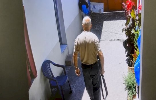 krimi-ne-shkoder:-momenti-kur-burri-merr-armen,-vret-gruan-dhe-e-pret-policine