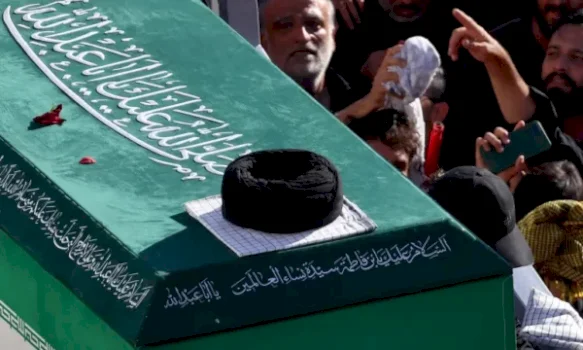 irani-varros-udheheqesin-suprem,-ajatollah-ali-khamenei,-ne-nje-faltore