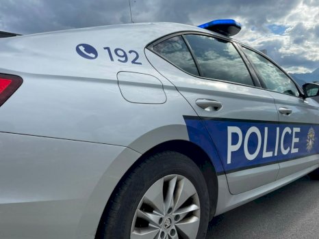 hajnat-grabisin-nje-depo-ne-gracanice,-marrin-nje-shume-te-madhe-parash-nga-kasaforta