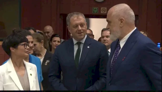 Shqipëria bëhet një hap më afër BE-së: Tri kapituj të negociatave do të mbyllen në Bruksel 