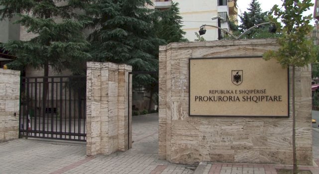 banesa-dhe-garazh,-te-denuarit-per-trafik-droge-ne-tirane-i-sekuestrohen-pasurite