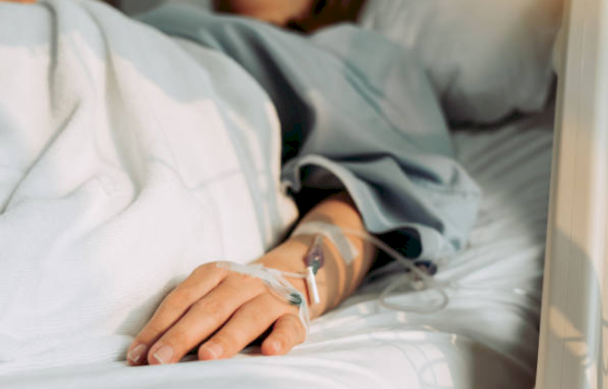 kercenoi-se-do-ta-digjte-spitalin,-31-vjecarit-i-ndalohet-hyrja-per-tre-vjet
