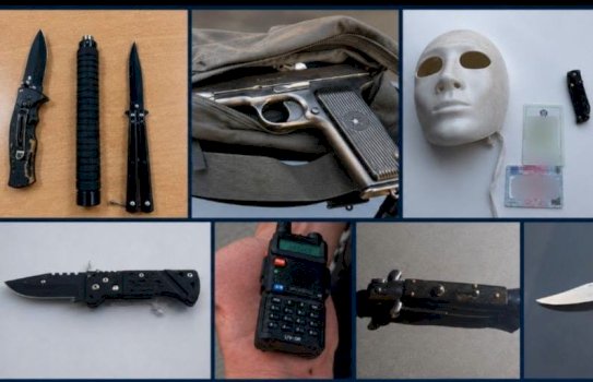 aksion-policor-ne-skenderaj,-sekuestrohen-arme,-thika-dhe-mjete-te-dyshimta