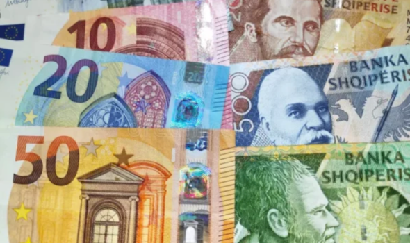 kur-zyrtarizohet-euroja-ne-shqiperi-–-plani-pas-anetaresimit,-zbardhen-kerkesat-per-banken-e-shqiperise