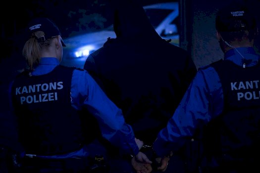 arrestohet-ne-zvicer-14-vjecari-nga-kosova,-dyshohet-per-vjedhje