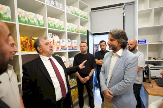 rama-viziton-dyqanin-e-bamiresise-ne-kryeqytet,-thote-se-kane-perfunduar-inventarizimin-e-tij-te-plote