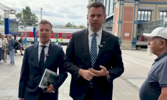 nje-burre-e-peshtyn-kryeministrin-hungarez,-magyar-ia-kthen:-ju-uroj-shendet-–-video