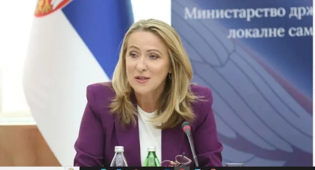 tri-arsye-pse-snezhana-paunoviq-nuk-mund-te-jete-me-ministre